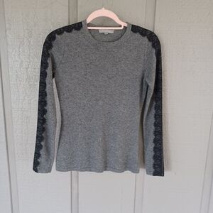 Neiman Marcus Cashmere Collection Sweater Size XS Women Lace Detail Crew Neck
